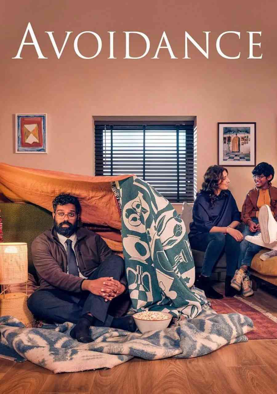 《闪躲 第二季》免费高清无广告在线播放|剧情,喜剧·英国·2024